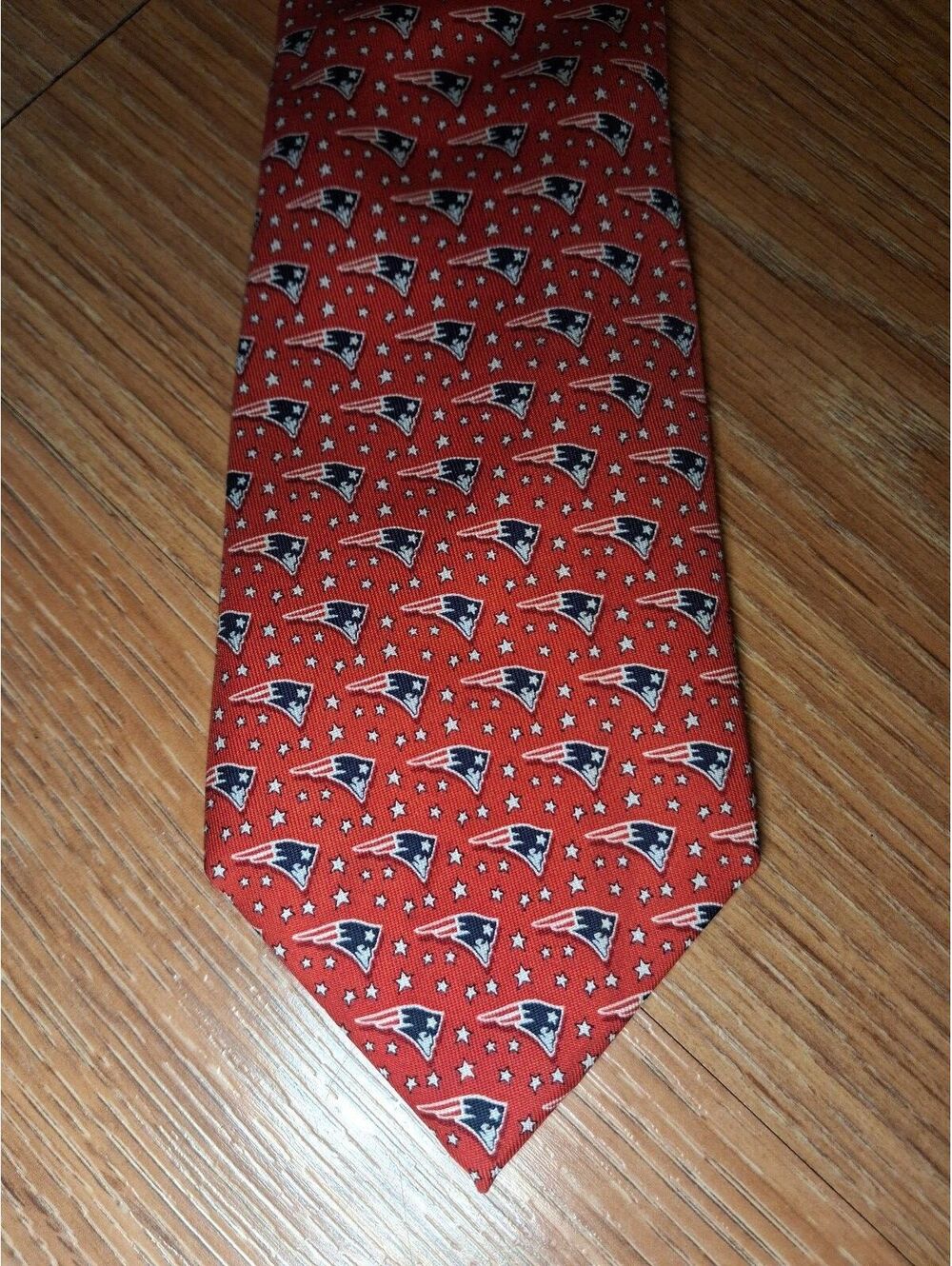 Vineyard Vines New England Patriots Silk Tie Red Handmade